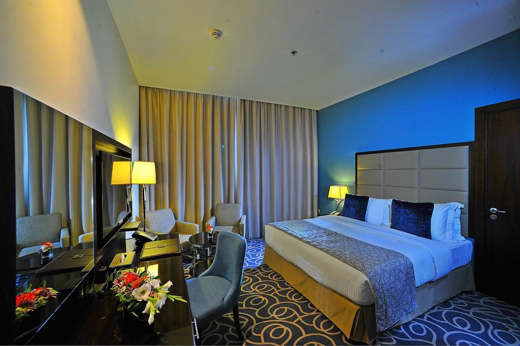 فندق أبو ظبيفي  فندق رمادا كورنيش أبوظبي الغرفة الصورة